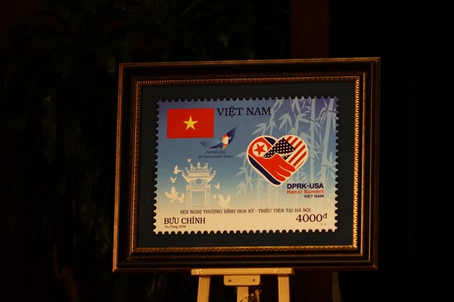 Phát hành bộ tem đặc biệt chào mừng Thượng đỉnh Mỹ - Triều lần 2 tại Hà Nội