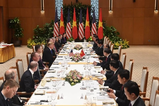 Tổng thống Donald Trump ăn trưa cùng Thủ tướng Nguyễn Xuân Phúc - Ảnh minh hoạ 7