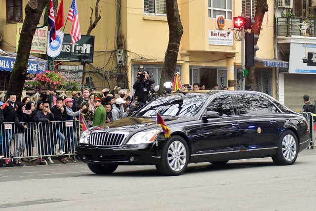 Ngắm cặp đôi xe Mercedes-Benz và Maybach chở anh em Chủ tịch Kim Jong-un - 11