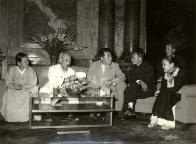 Hình ảnh quý hiếm về chuyến thăm Việt Nam của ông Kim Nhật Thành 60 năm trước - 6