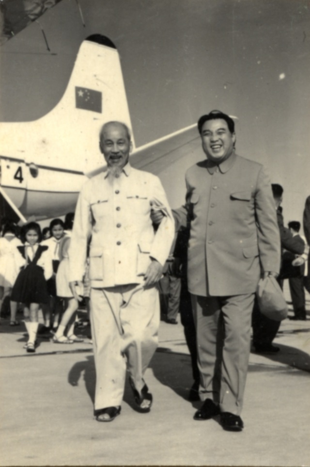Hình ảnh quý hiếm về chuyến thăm Việt Nam của ông Kim Nhật Thành 60 năm trước - Ảnh minh hoạ 6