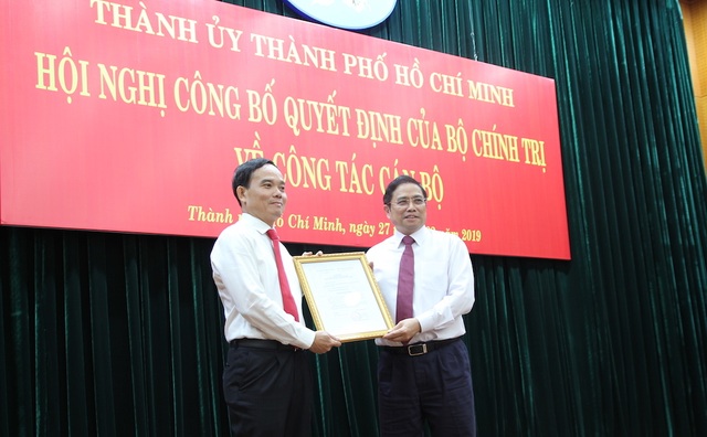 Ông Trần Lưu Quang giữ chức Phó Bí thư Thành ủy TPHCM thay ông Tất Thành Cang - Ảnh minh hoạ 3