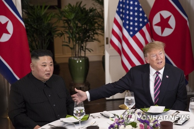 Lý do Nhà Trắng hạn chế phóng viên đưa tin về bữa tối của lãnh đạo Mỹ - Triều - 1
