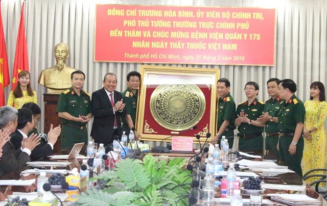 Phó Thủ tướng Trương Hòa Bình: Xây dựng bệnh viện Quân y 175 ngang tầm khu vực - 5