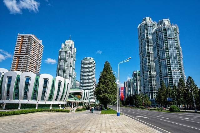 Choáng ngợp với nhà cao 70 tầng trên phố hiện đại bậc nhất ở Triều Tiên - 2