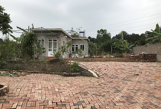 Loạt biệt thự lẩn khuất trong rừng Sóc Sơn vẫn chống lệnh tháo dỡ - 12 Loạt biệt thự lẩn khuất trong rừng Sóc Sơn vẫn chống lệnh tháo dỡ - 12