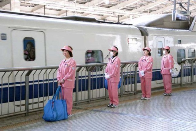 “7 phút” và câu chuyện đáng khâm phục trên mỗi chuyến tàu cao tốc Nhật Bản - 2 “7 phút” và câu chuyện đáng khâm phục trên mỗi chuyến tàu cao tốc Nhật Bản - 2
