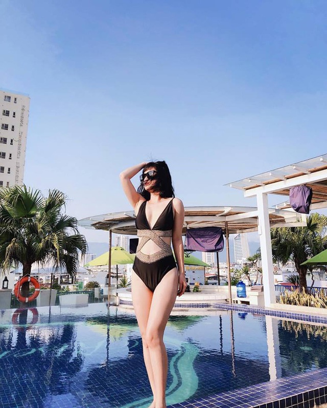 Hot girl Việt rủ nhau tung loạt ảnh bikini nóng bỏng - 5