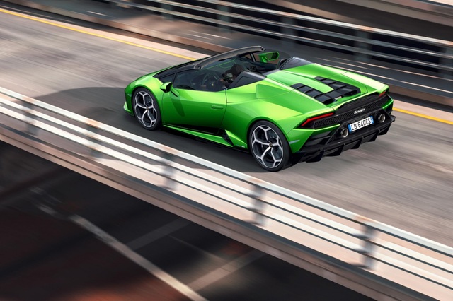 Lamborghini Huracan Evo Spyder - Hoàn hảo đến từng chi  tiết - 9