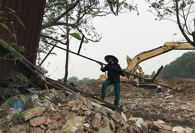 Người Hà Nội hối hả dỡ nhà, chặt cây nhường đất làm đường đua F1 - 8