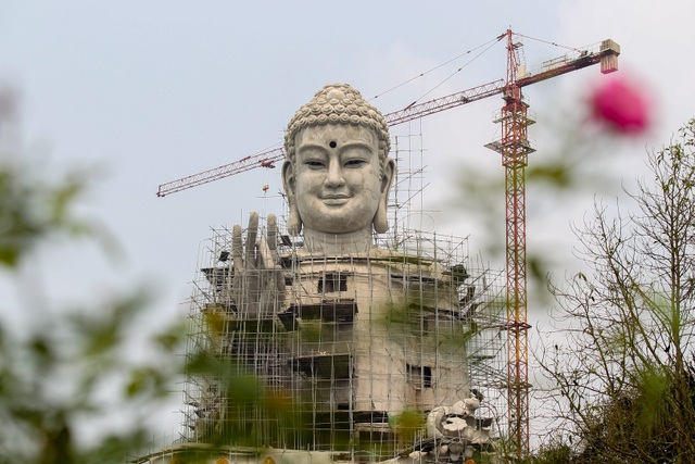 Mục sở thị đại tượng Phật vì hòa bình thế giới lớn nhất Đông Nam Á ở Hà Nội - 8 Mục sở thị đại tượng Phật vì hòa bình thế giới lớn nhất Đông Nam Á ở Hà Nội - 8