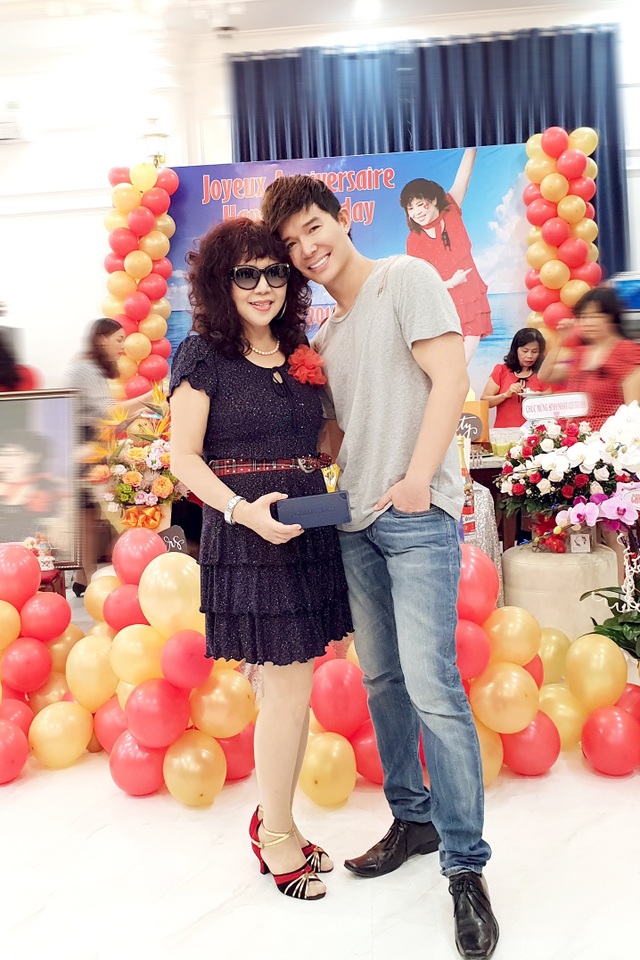 Chiêm ngưỡng biệt thự triệu đô xa hoa, căn hộ cao cấp mới tậu của sao Việt - 23 Chiêm ngưỡng biệt thự triệu đô xa hoa, căn hộ cao cấp mới tậu của sao Việt - 23