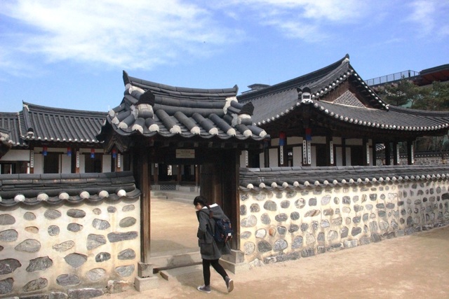 Vẻ đẹp bí ẩn của làng cổ Hanok Namsan Hàn Quốc - 9 Vẻ đẹp bí ẩn của làng cổ Hanok Namsan Hàn Quốc - 9