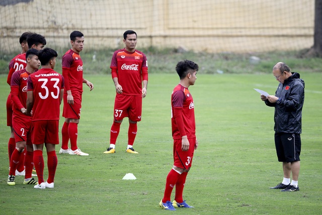 Đình Trọng trở lại, Quang Hải phải tập riêng ở U23 Việt Nam - Ảnh minh hoạ 8