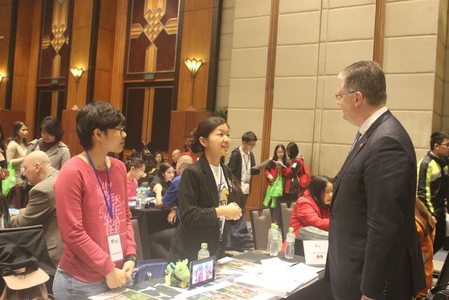 Đại sứ Mỹ: 30.000 du học sinh Việt Nam là những đại sứ gắn kết quan hệ song phương - 9 Đại sứ Mỹ: 30.000 du học sinh Việt Nam là những đại sứ gắn kết quan hệ song phương - 9