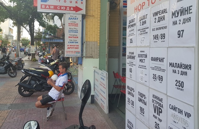 Nha Trang: Cửa hàng vẫn công khai thanh toán qua Wechat Pay với khách Trung Quốc - 5 Nha Trang: Cửa hàng vẫn công khai thanh toán qua Wechat Pay với khách Trung Quốc - 5