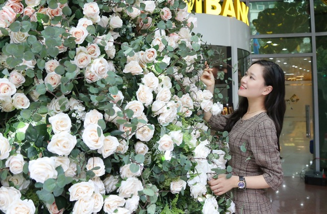 Sức hút văn hóa, nghệ thuật từ phố đi bộ Hà Nội - 6 Sức hút văn hóa, nghệ thuật từ phố đi bộ Hà Nội - 6