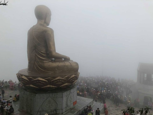 Việc thu phí đối với khách đến Yên Tử là đúng với thực tiễn và căn cứ pháp lý - 2 Việc thu phí đối với khách đến Yên Tử là đúng với thực tiễn và căn cứ pháp lý - 2