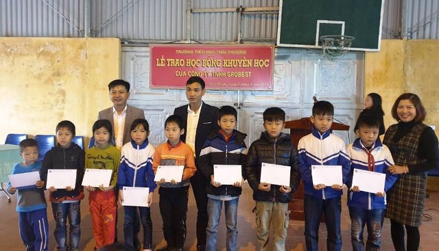 Học bổng Grobest đến với học sinh nghèo hiếu học tỉnh Thái Bình - 2 Học bổng Grobest đến với học sinh nghèo hiếu học tỉnh Thái Bình - 2