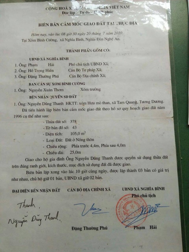 Nghệ An: Mua đất gần 30 năm, ngã ngửa khi bất ngờ bị hàng xóm đòi tranh chấp! - 4 Nghệ An: Mua đất gần 30 năm, ngã ngửa khi bất ngờ bị hàng xóm đòi tranh chấp! - 4