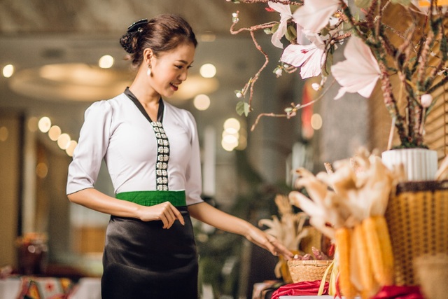 Người đẹp truyền thông Phùng Ngọc Bảo Vân thích thú khám phá tết Mường Thanh - 3 Người đẹp truyền thông Phùng Ngọc Bảo Vân thích thú khám phá tết Mường Thanh - 3