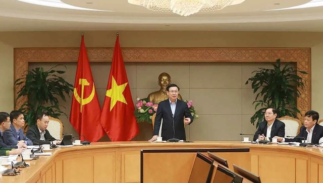 Phó Thủ tướng: Mỗi năm, Chính phủ điều chỉnh tăng lương cơ bản 7% - 2 Phó Thủ tướng: Mỗi năm, Chính phủ điều chỉnh tăng lương cơ bản 7% - 2