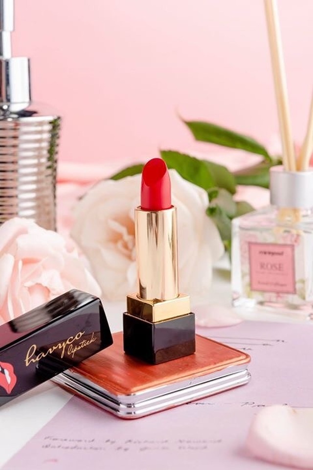 Dòng son Hoa Hậu Hương Giang sử dụng trong MV mới có gì hót đến vậy? - 4 Dòng son Hoa Hậu Hương Giang sử dụng trong MV mới có gì hót đến vậy? - 4