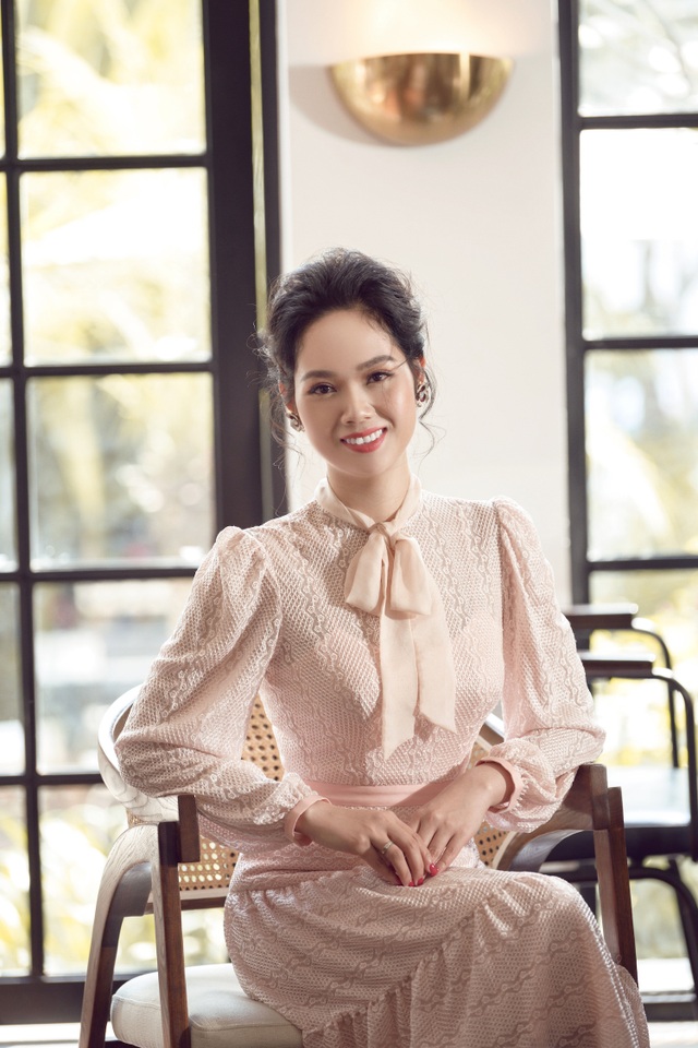 Nhan sắc Hoa hậu Mai Phương ra sao sau 17 năm đăng quang? - 9 Nhan sắc Hoa hậu Mai Phương ra sao sau 17 năm đăng quang? - 9