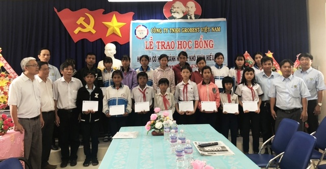 a9.jpg a9.jpg
