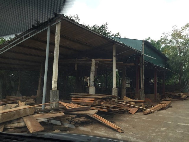 Chính quyền bất lực để doanh nghiệp chiếm hàng trăm m2 đất hành lang đê tại Hà Tĩnh! - 3 Chính quyền bất lực để doanh nghiệp chiếm hàng trăm m2 đất hành lang đê tại Hà Tĩnh! - 3