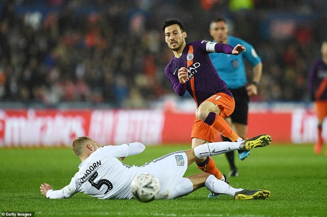 Swansea 2-3 Man City: Thắng thiếu thuyết phục - Ảnh minh hoạ 3