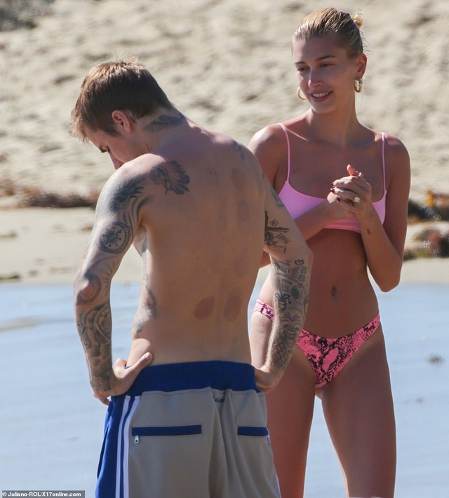 Justin Bieber cùng vợ ra biển - 5 Justin Bieber cùng vợ ra biển - 5