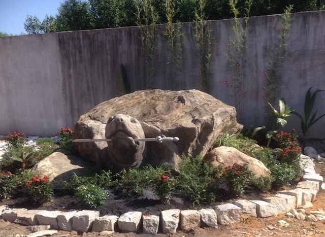 Ảnh: Cận cảnh rùa đá “Hồn thiêng đất Việt” nặng 20 tấn, 600 triệu không bán - 7 Ảnh: Cận cảnh rùa đá “Hồn thiêng đất Việt” nặng 20 tấn, 600 triệu không bán - 7