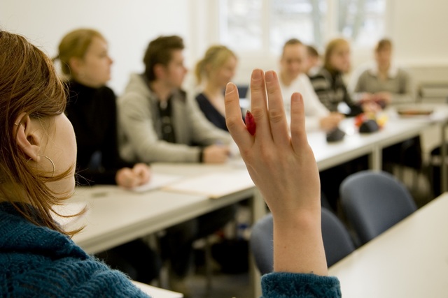 Cuộc thi học bổng toàn phần dành riêng cho sinh viên Việt Nam cùng Đại học quốc tế Karlshochschule 2019 – Đức - 2 Cuộc thi học bổng toàn phần dành riêng cho sinh viên Việt Nam cùng Đại học quốc tế Karlshochschule 2019 – Đức - 2