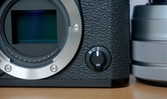 Trên tay Fujifilm X-T30, bản rút gọn của X-T3 giá 21,6 triệu đồng - 10 Trên tay Fujifilm X-T30, bản rút gọn của X-T3 giá 21,6 triệu đồng - 10