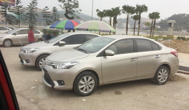 Tài xế taxi “dù” tiết lộ mánh khóe qua mặt cơ quan chức năng - 3 Tài xế taxi “dù” tiết lộ mánh khóe qua mặt cơ quan chức năng - 3