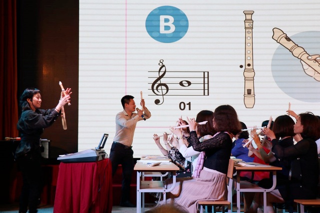 Kinh nghiệm quốc tế trong dạy nhạc cụ cho học sinh : Người thầy là nguồn truyền cảm hứng - 4