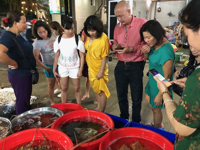 Quảng Ngãi: Hiếm thấy cá mặt quỷ khủng nặng hơn 3,5 kg như thế này - 8 Quảng Ngãi: Hiếm thấy cá mặt quỷ khủng nặng hơn 3,5 kg như thế này - 8