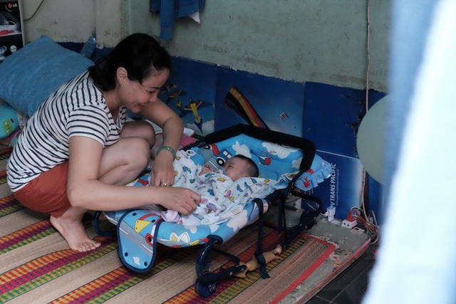 Hành trình nhặt con của người phụ nữ giúp việc - 2 Hành trình nhặt con của người phụ nữ giúp việc - 2