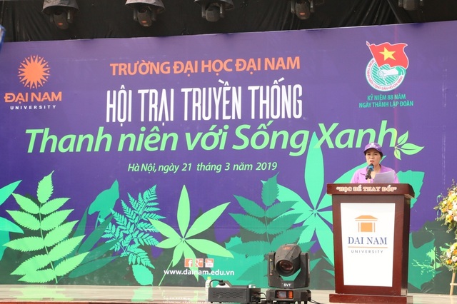 Sinh viên trường ĐH Đại Nam nói không với túi nilon - 1 Sinh viên trường ĐH Đại Nam nói không với túi nilon - 1