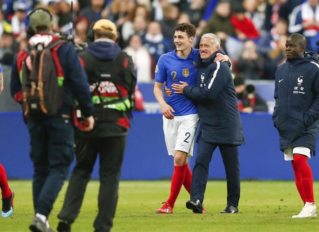 Những khoảnh khắc Mbappe thăng hoa cùng tuyển Pháp trước Iceland - 18