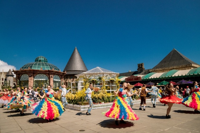 Sun World Ba Na Hills - một thập kỷ chinh phục và vươn tầm thế giới - 4 Sun World Ba Na Hills - một thập kỷ chinh phục và vươn tầm thế giới - 4