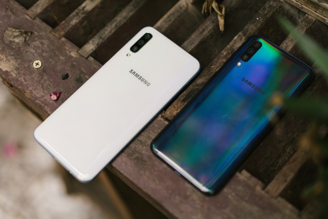“Đãi cát tìm vàng” giữa thị trường smartphone tầm trung - 2 “Đãi cát tìm vàng” giữa thị trường smartphone tầm trung - 2