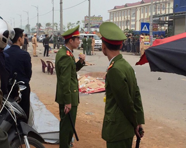 Đoàn người đưa tang gặp tai nạn thảm khốc, 7 người tử vong - 2