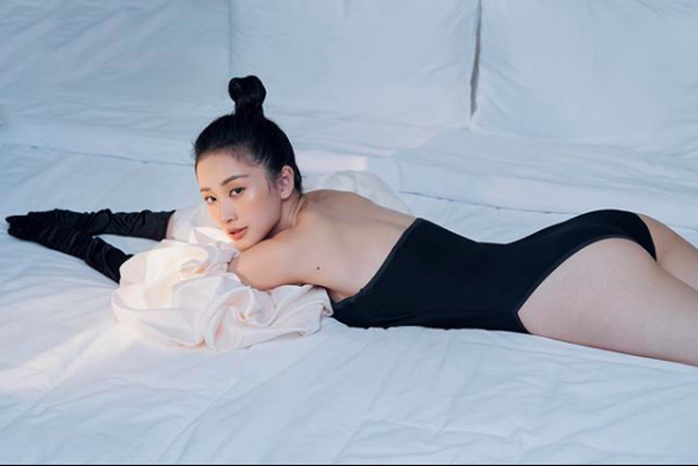 Từ bỏ hình tượng hot girl trà sữa, kiều nữ Tháng năm rực rỡ ngày càng quyến rũ - 10 Từ bỏ hình tượng hot girl trà sữa, kiều nữ Tháng năm rực rỡ ngày càng quyến rũ - 10