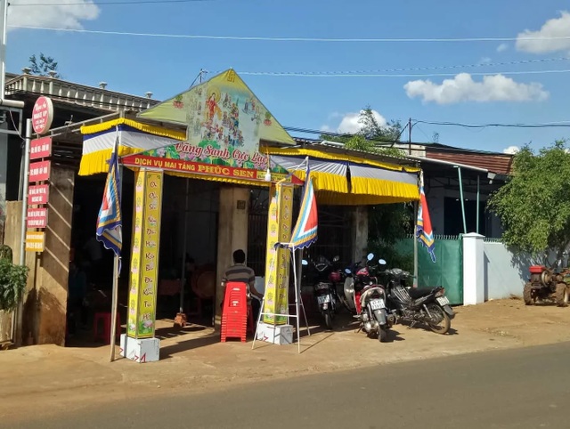 Người phụ nữ tử vong bất thường khi thăm rẫy về - 1 Người phụ nữ tử vong bất thường khi thăm rẫy về - 1