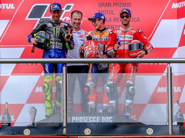 Chặng 2 MotoGP 2019: Marquez thắng dễ dàng tại Argentina - 6