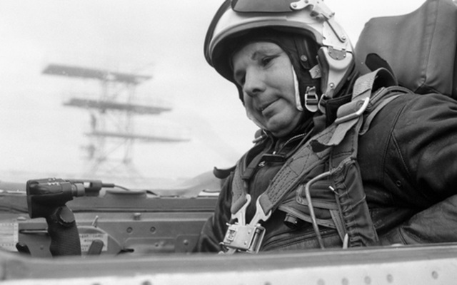 Cái chết bí ẩn của nhà du hành vũ trụ trẻ tuổi Yuri Gagarin - 2..jpg Cái chết bí ẩn của nhà du hành vũ trụ trẻ tuổi Yuri Gagarin - 2..jpg