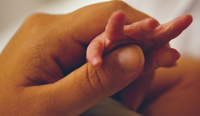 Người phụ nữ có… hai tử cung mang thai cùng lúc hai em bé - 1 Người phụ nữ có… hai tử cung mang thai cùng lúc hai em bé - 1