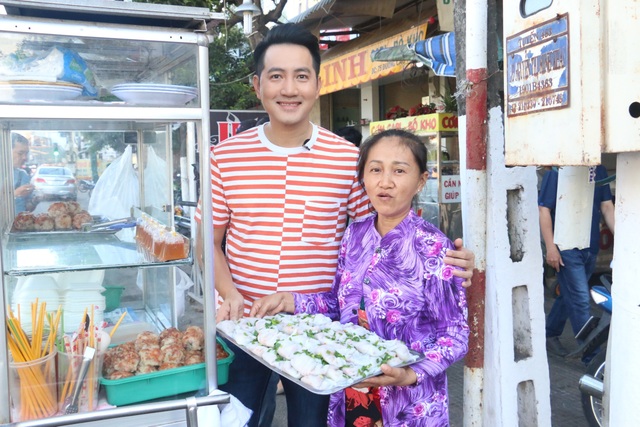 Cùng nam ca sĩ Nguyễn Phi Hùng khám phá ẩm thực xứ “Công tử Bạc Liêu” - 11 Cùng nam ca sĩ Nguyễn Phi Hùng khám phá ẩm thực xứ “Công tử Bạc Liêu” - 11